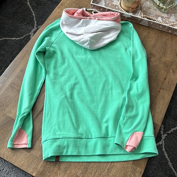 Ampersand Ave Doublehood - Picture 3 of 3